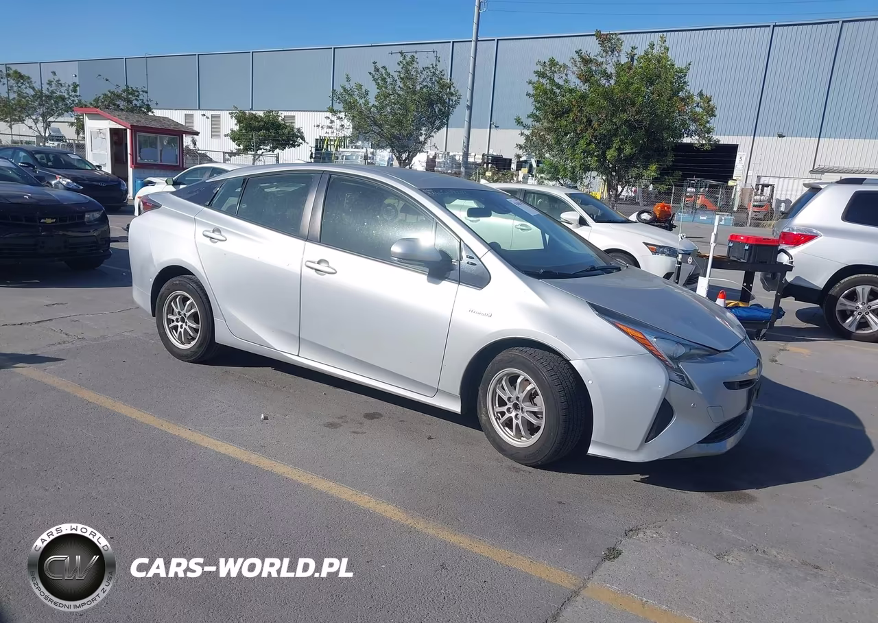 2018 Toyota Prius Three
