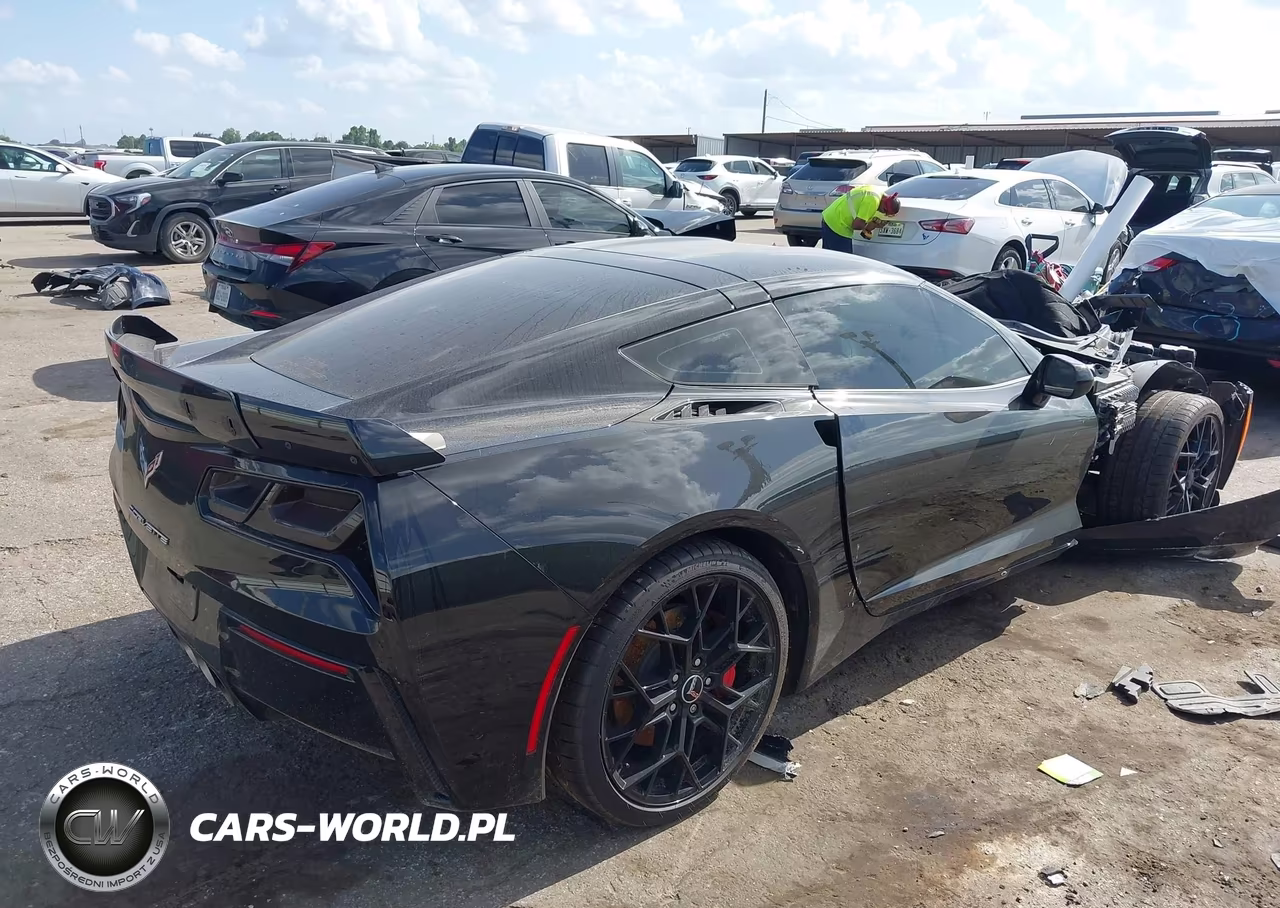 2019 Chevrolet Corvette Stingray VIN:1G1YD2D7XK5106044 - 4