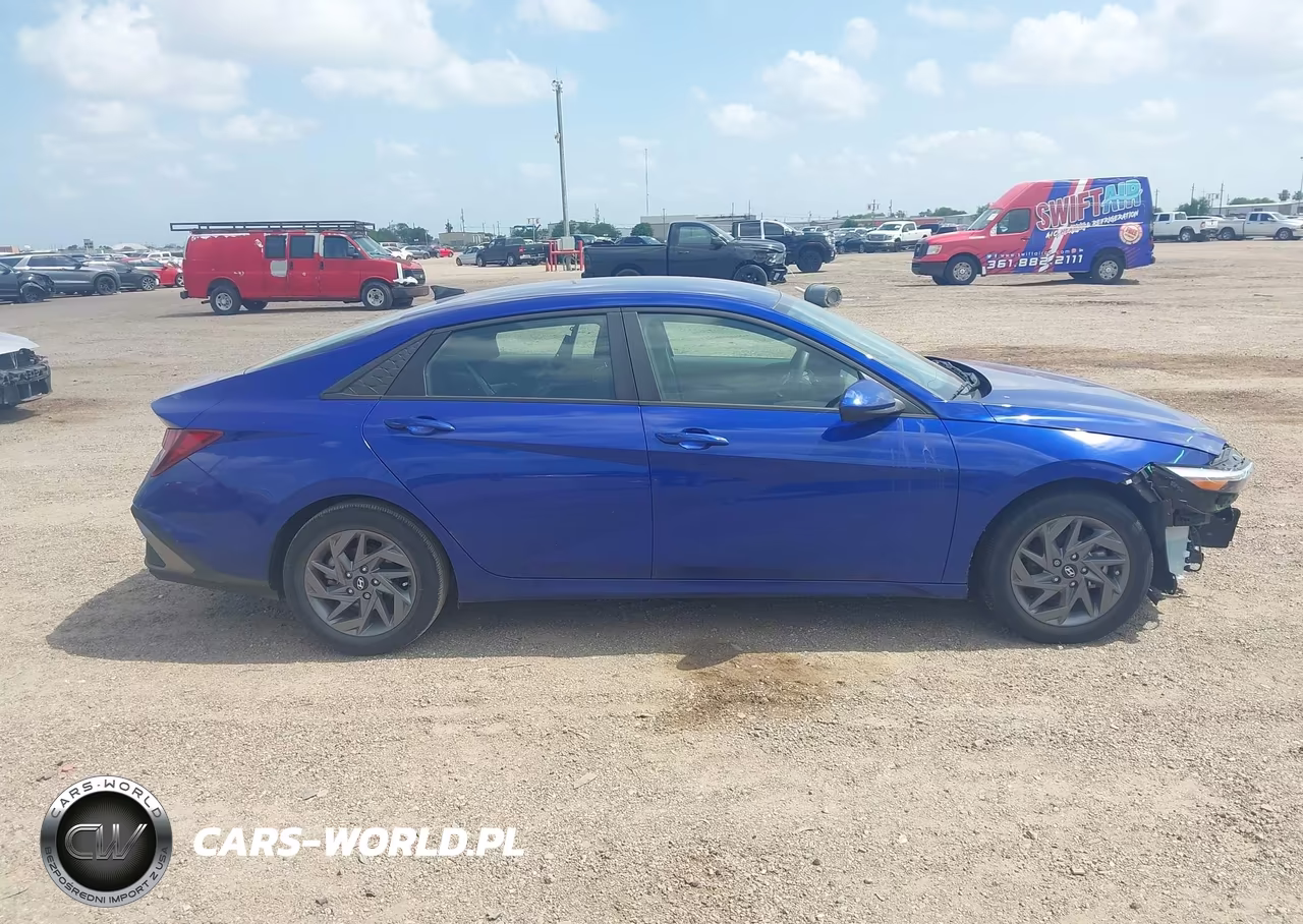 2024 Hyundai Elantra Sel VIN:KMHLM4DG9RU738400 - 14