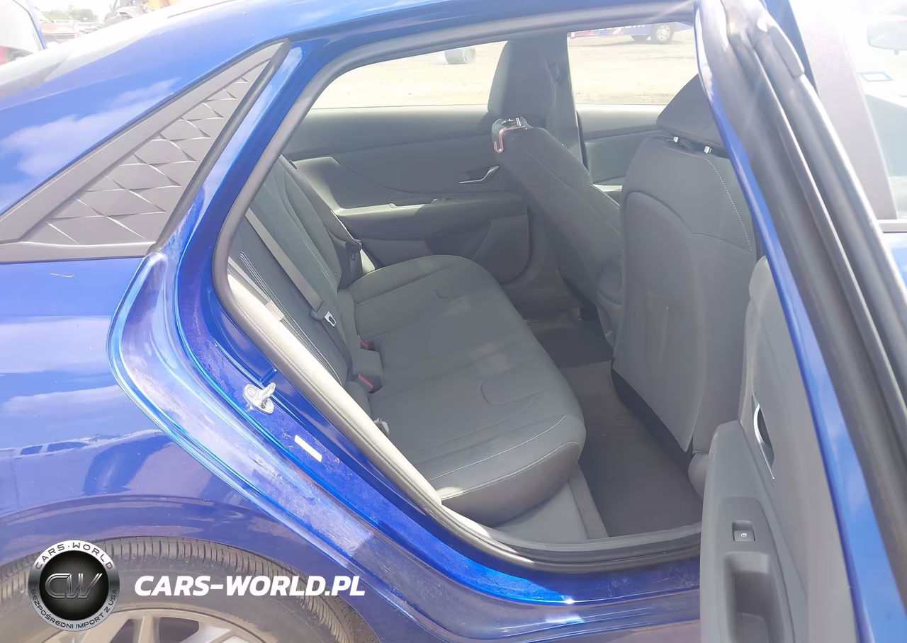 2024 Hyundai Elantra Sel VIN:KMHLM4DG9RU738400 - 8