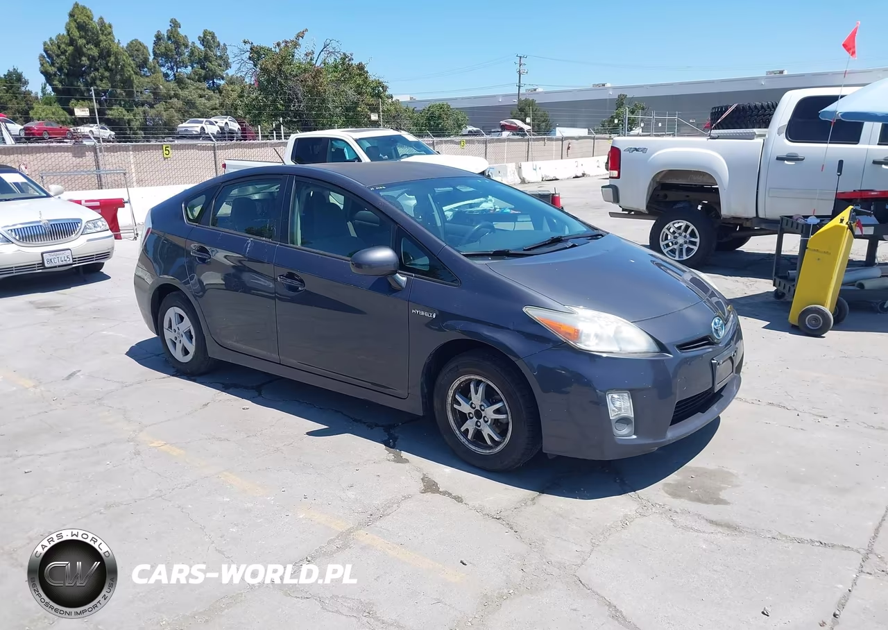 2011 Toyota Prius Two – zdjęcie 1 z 16
