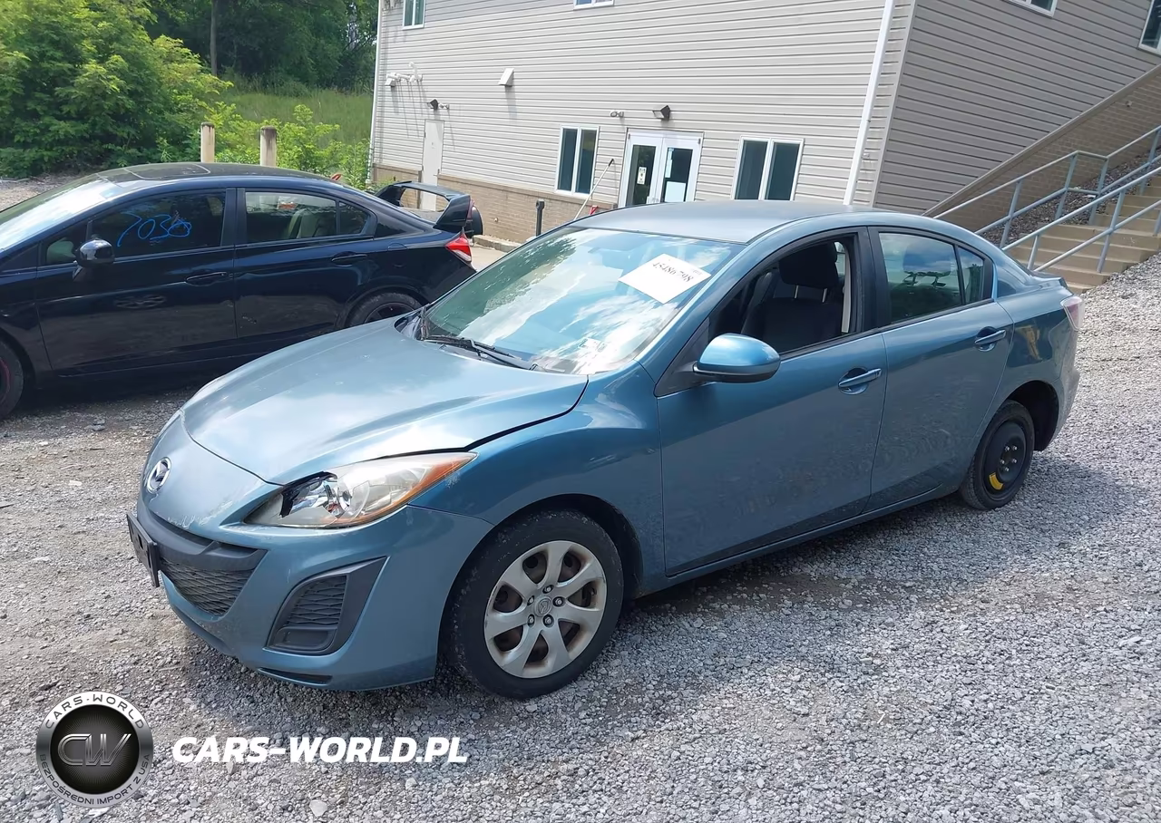 2011 Mazda Mazda3 I Sport VIN:JM1BL1UG2B1382008 - 2