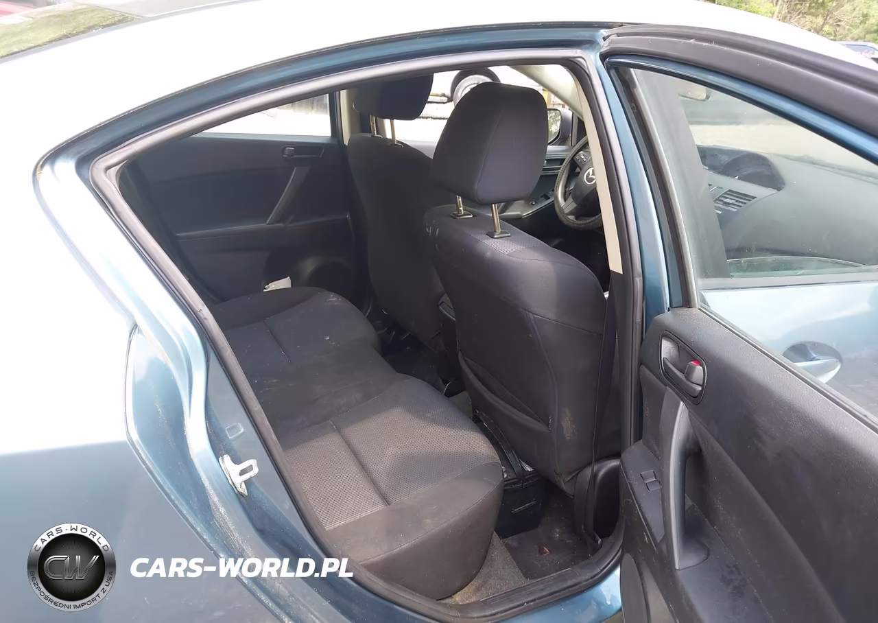 2011 Mazda Mazda3 I Sport VIN:JM1BL1UG2B1382008 - 8