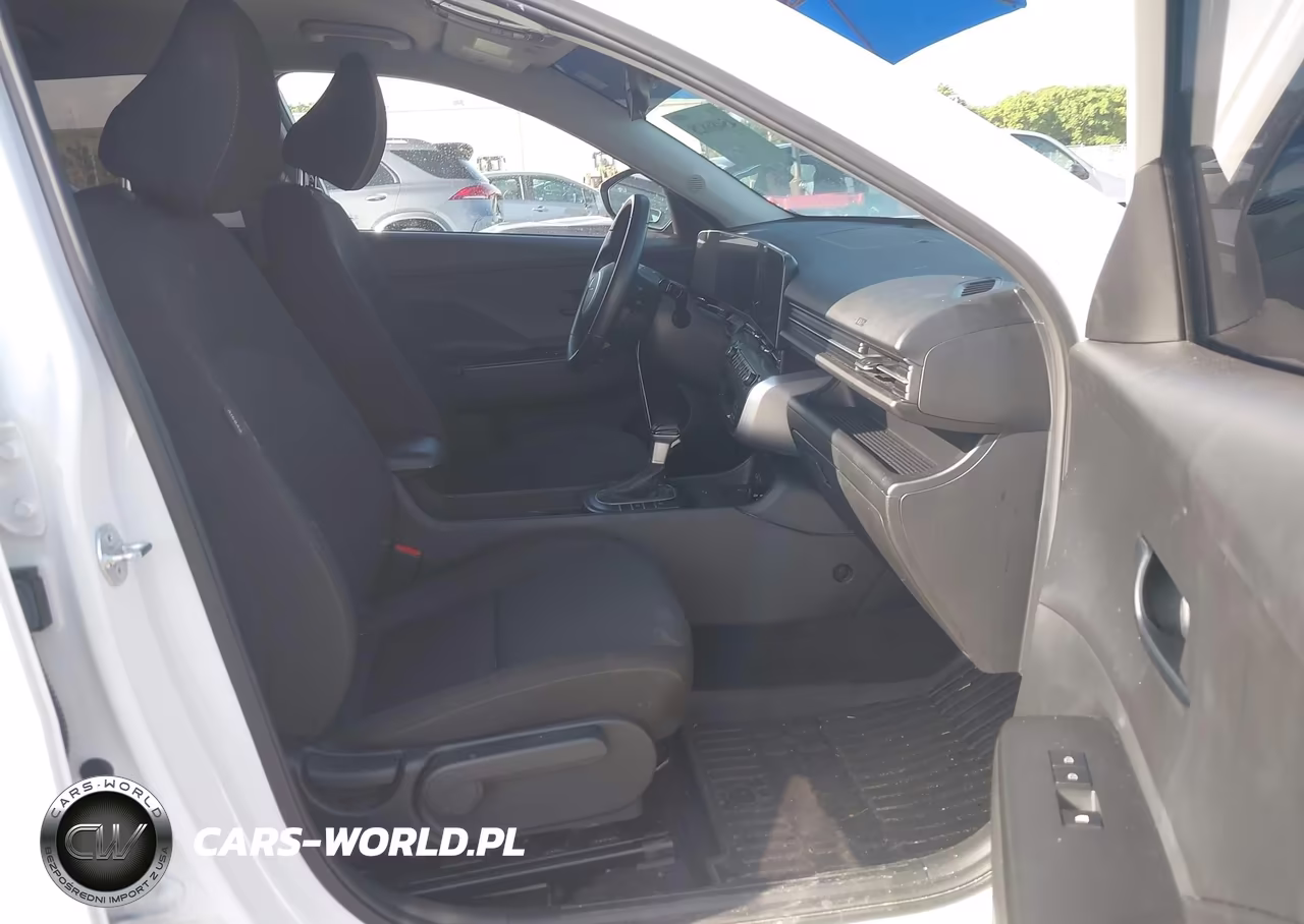 2025 Hyundai Kona Sel VIN:KM8HB3AB6SU265821 - 5