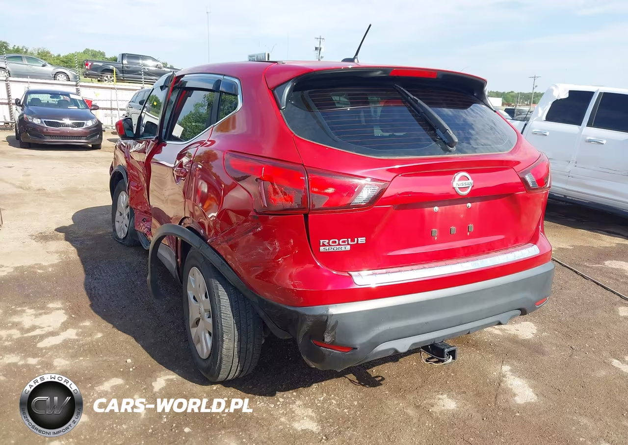 2018 Nissan Rogue Sport S VIN:JN1BJ1CP2JW109856 - 3