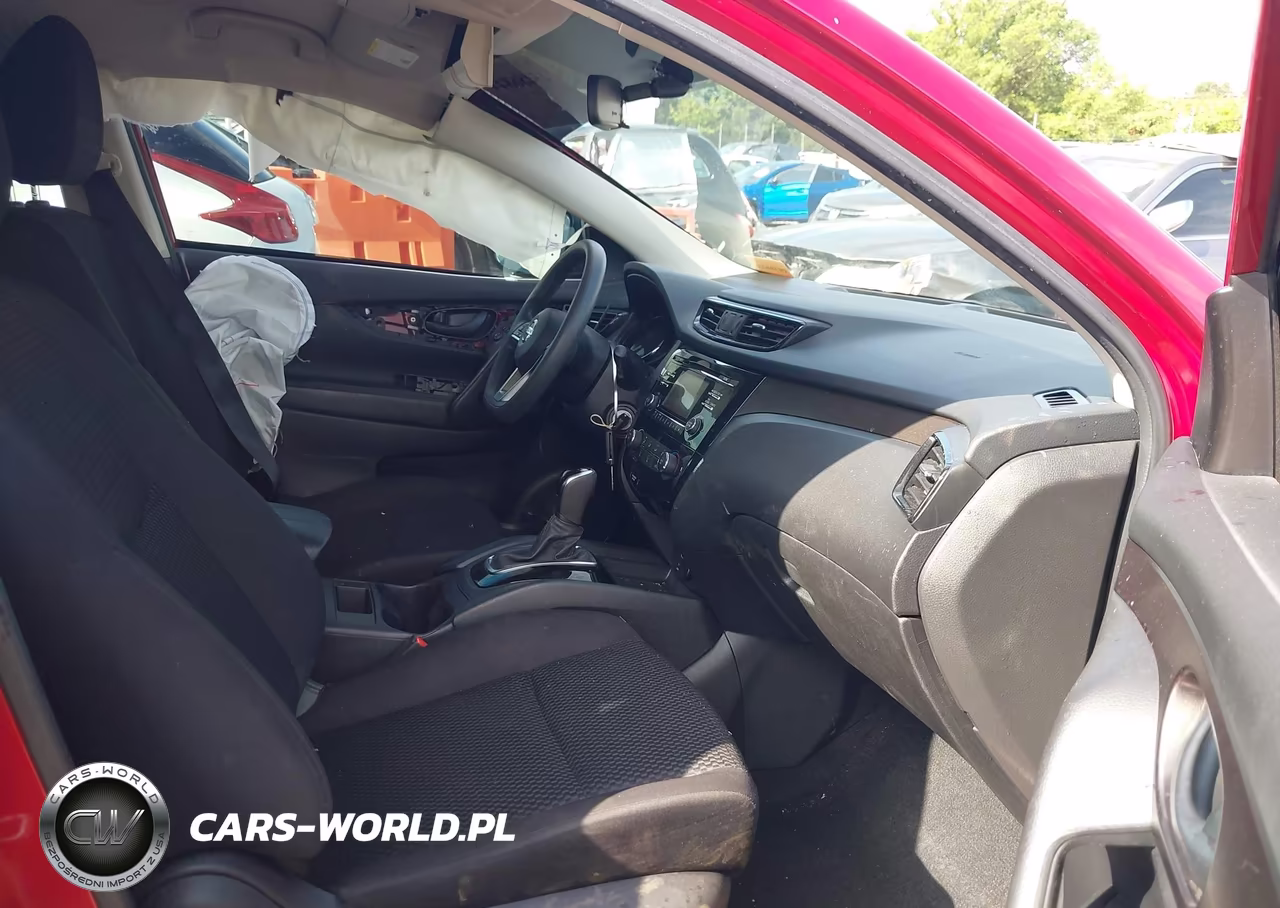 2018 Nissan Rogue Sport S VIN:JN1BJ1CP2JW109856 - 5