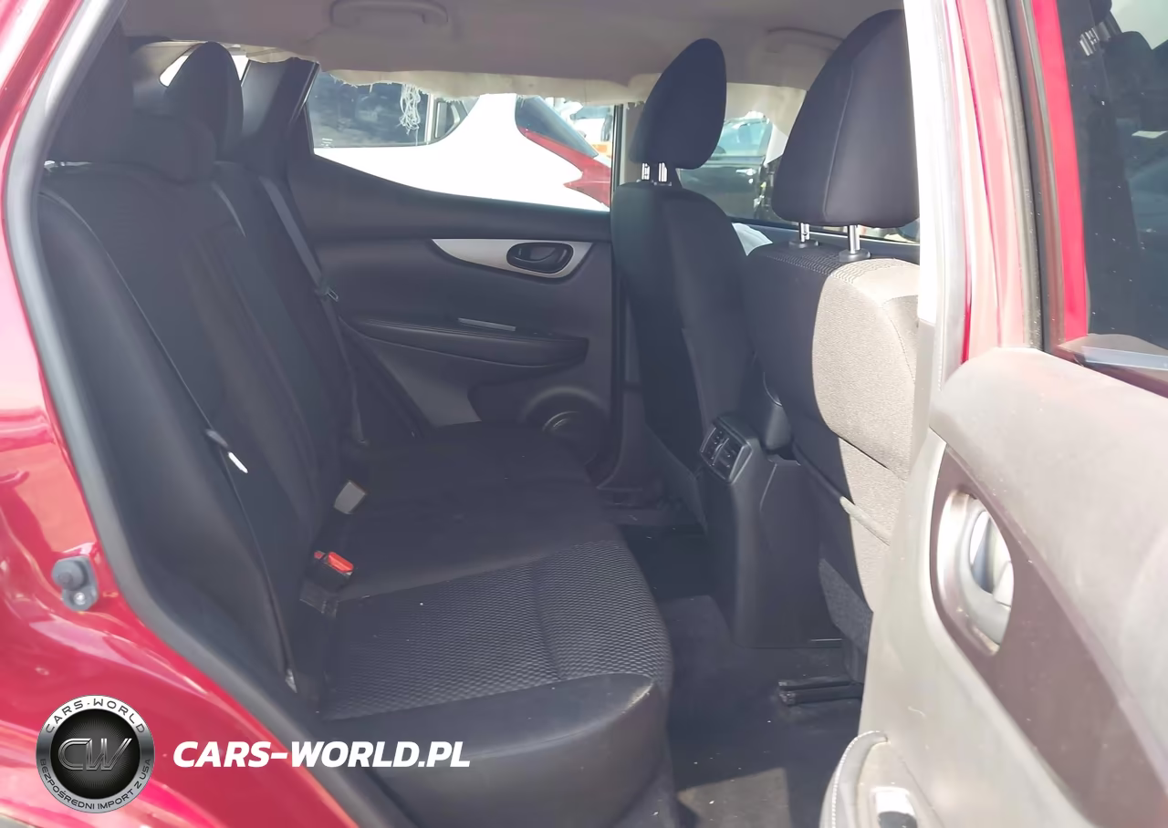 2018 Nissan Rogue Sport S VIN:JN1BJ1CP2JW109856 - 8
