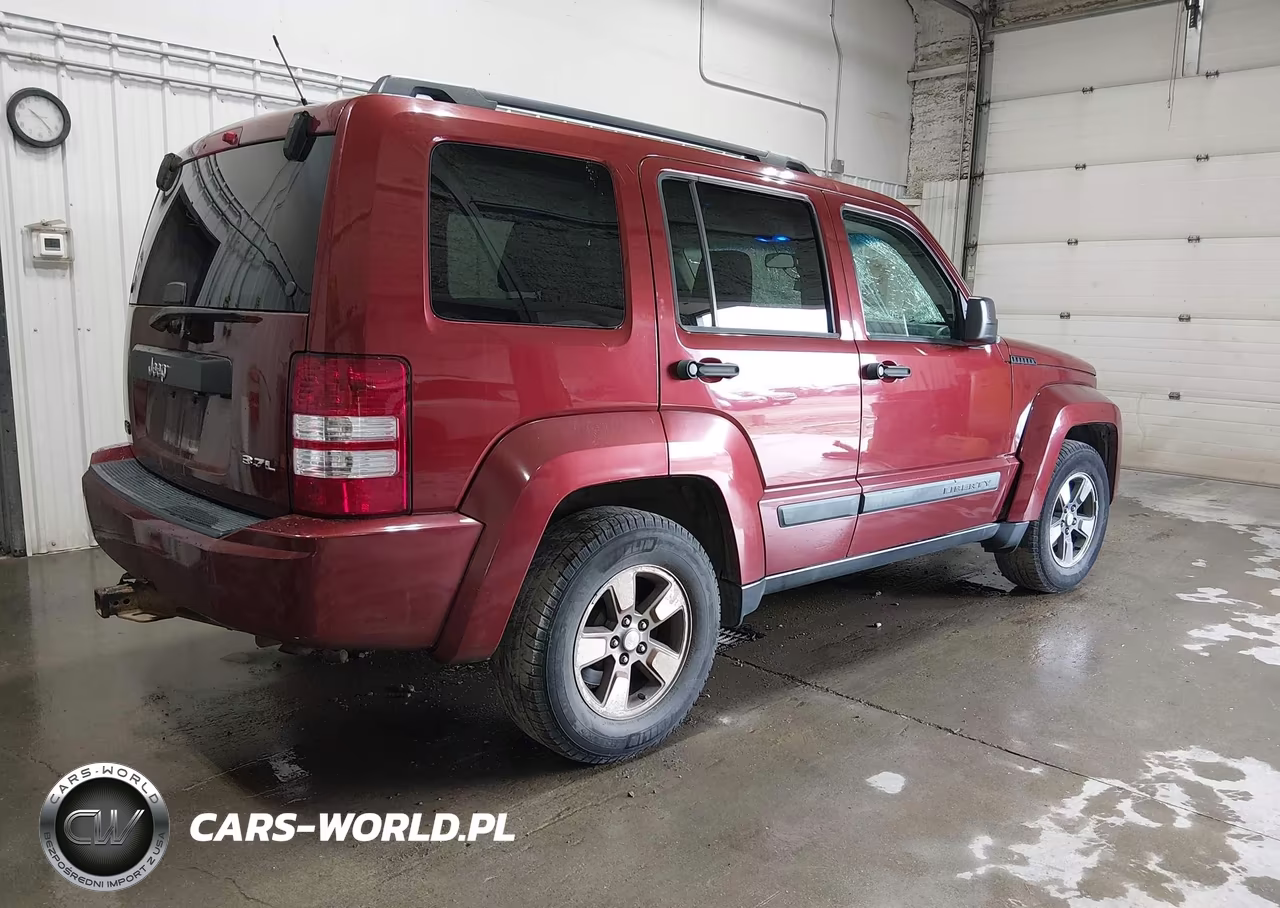 2008 Jeep Liberty Sport VIN:1J8GN28KX8W248601 - 4