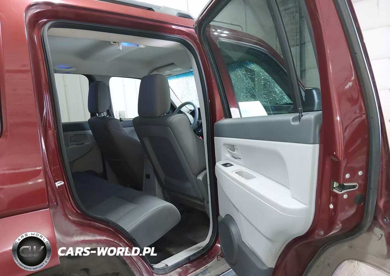 2008 Jeep Liberty Sport VIN:1J8GN28KX8W248601 - 8