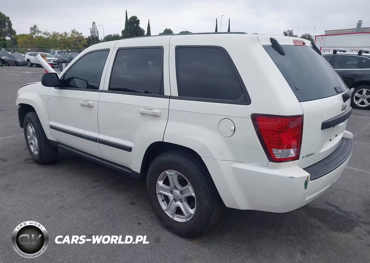 2008 Jeep Grand Cherokee Laredo VIN:1J8GS48K58C216774 - 3
