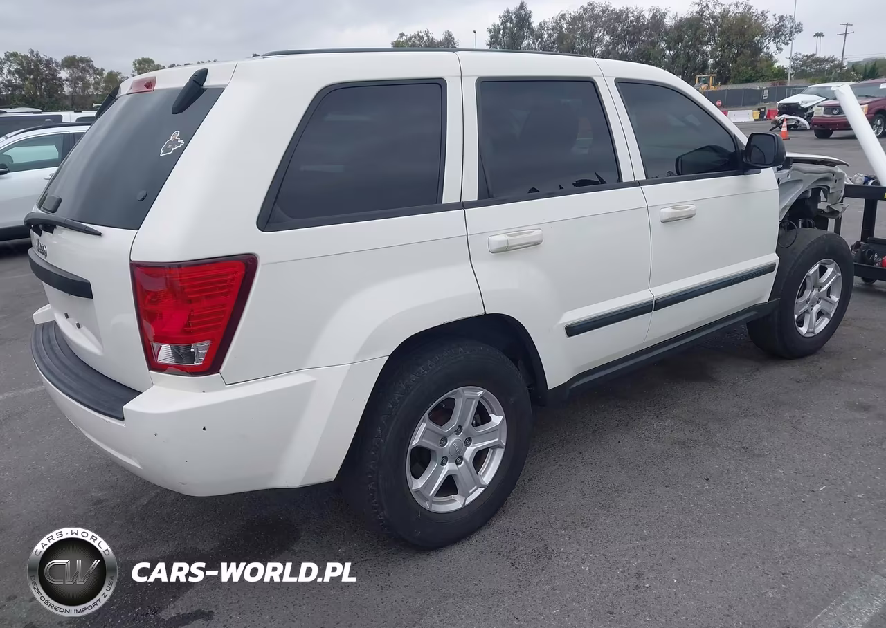 2008 Jeep Grand Cherokee Laredo VIN:1J8GS48K58C216774 - 4