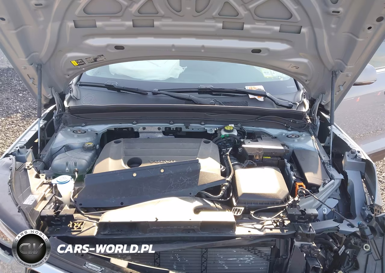 2025 Volvo Xc40 B5 Core Bright Theme VIN:YV4L12UJXS2559374 - 10