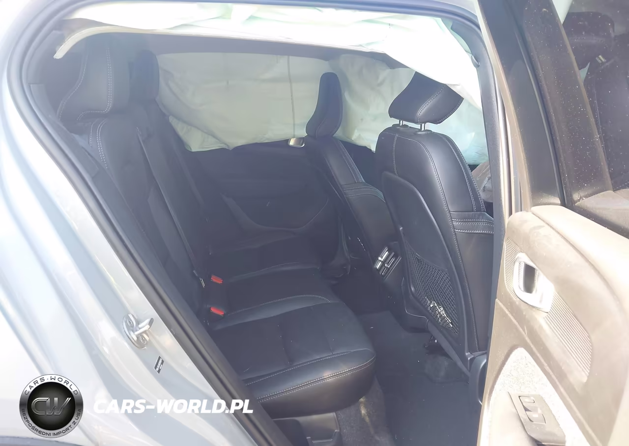 2025 Volvo Xc40 B5 Core Bright Theme VIN:YV4L12UJXS2559374 - 8
