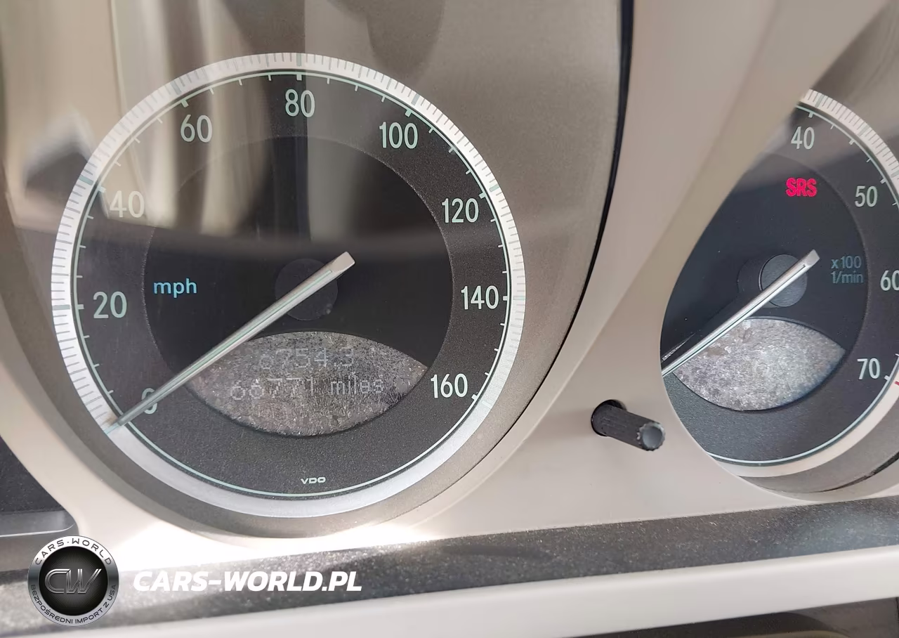 2005 Mercedes-Benz Sl 500 VIN:WDBSK75F25F093650 - 7