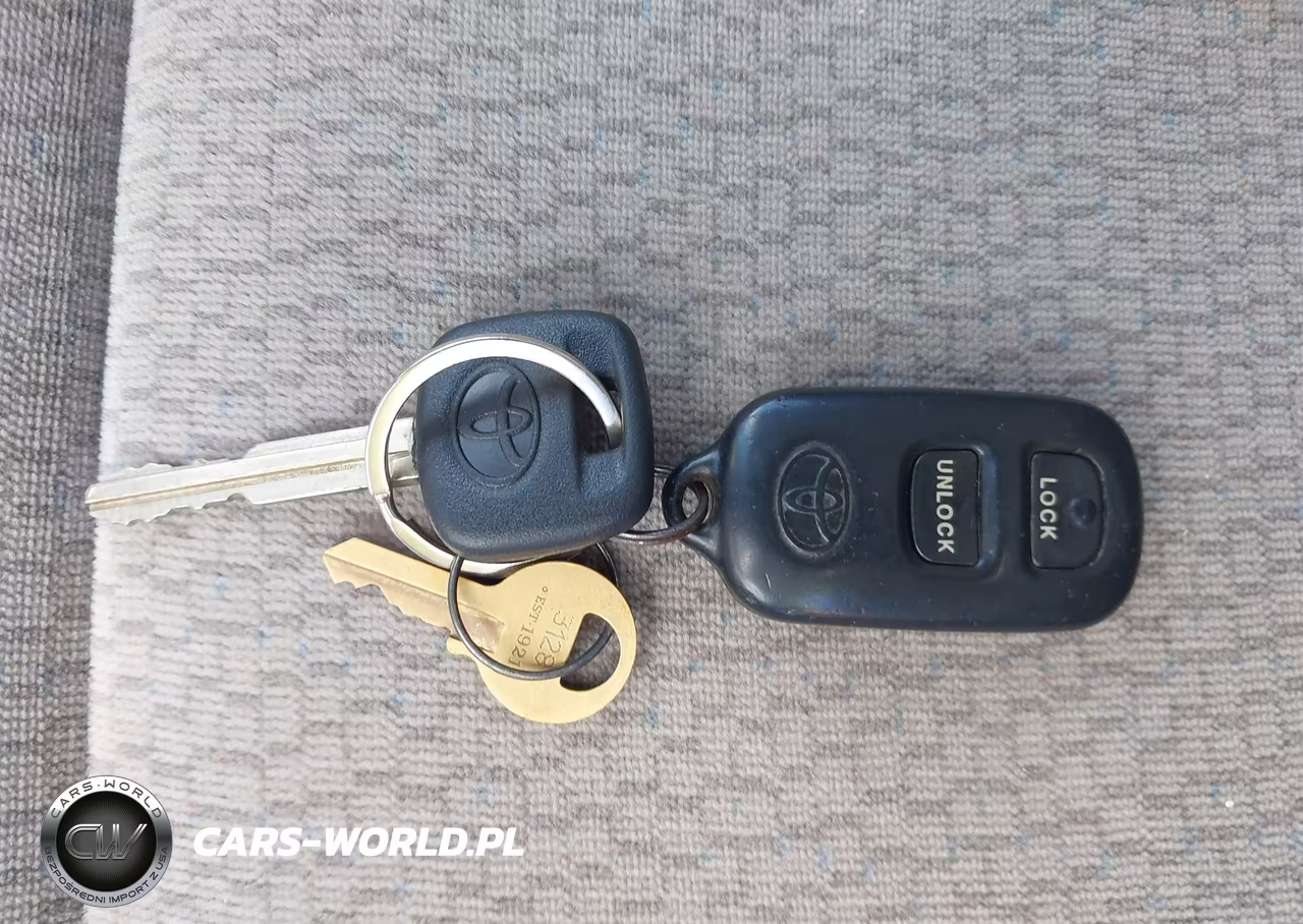 2004 Toyota Corolla Le VIN:1NXBR38E14Z314153 - 11