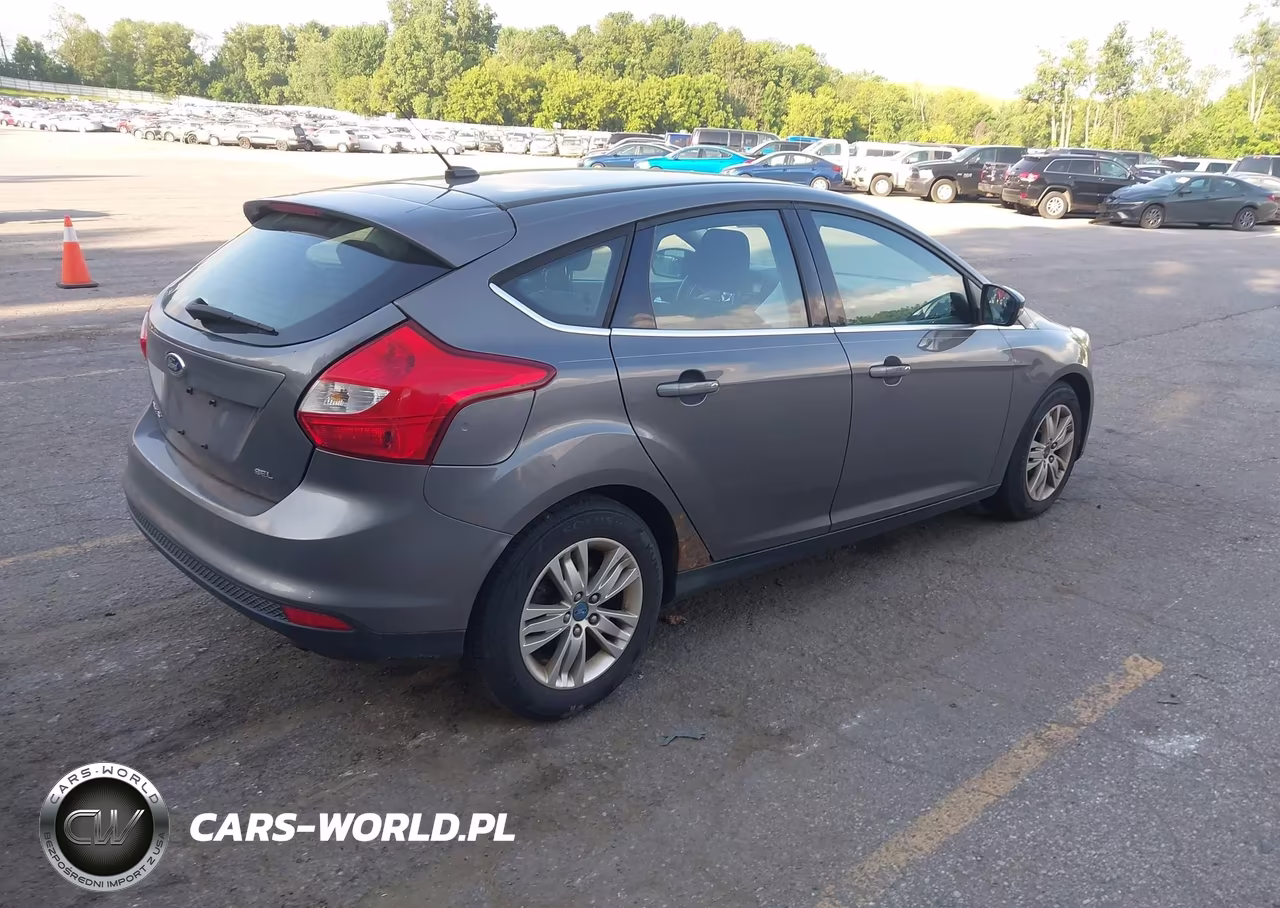 2012 Ford Focus Sel VIN:1FAHP3M21CL200602 - 4