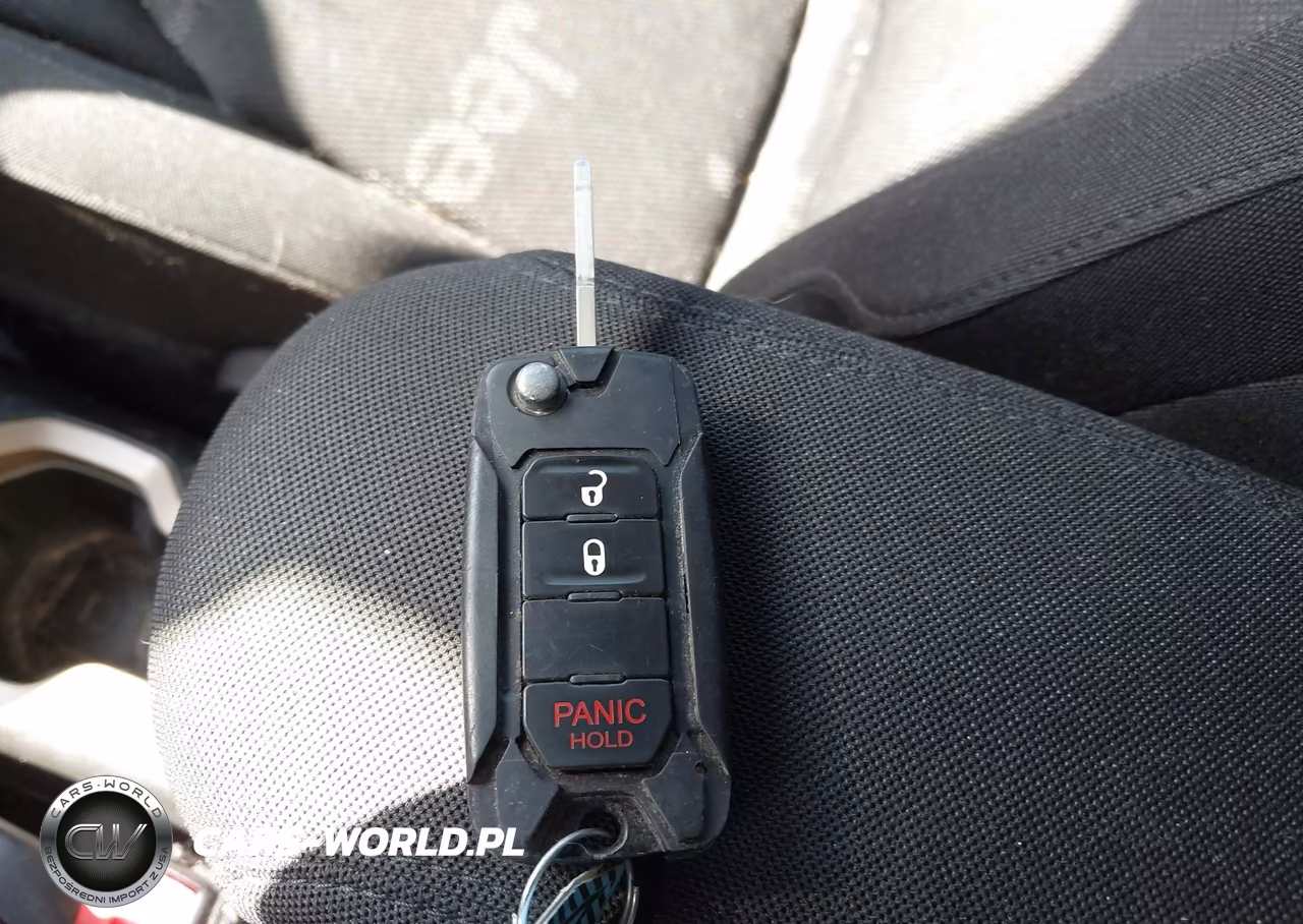 2015 Jeep Renegade Latitude VIN:ZACCJABH2FPB91670 - 11