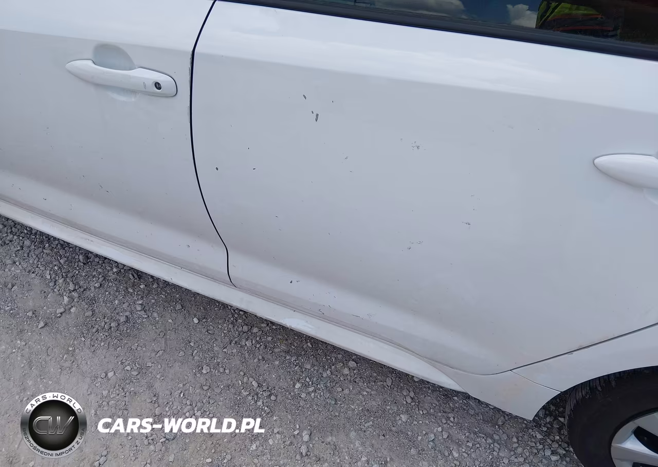 2024 Toyota Corolla Le VIN:5YFB4MDE3RP105922 - 12