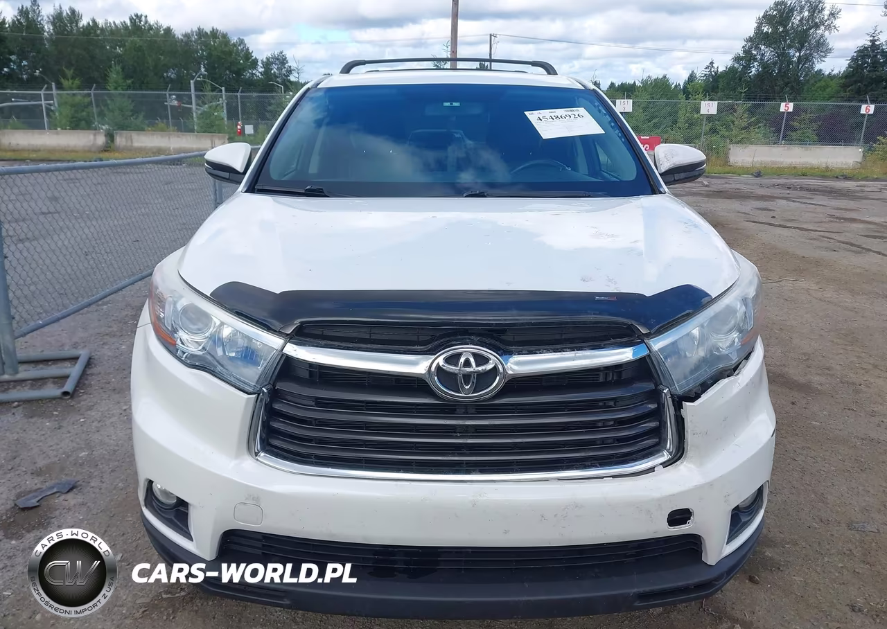 2015 Toyota Highlander Le Plus V6 VIN:5TDBKRFH2FS138181 - 12
