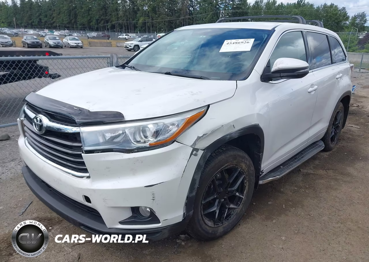 2015 Toyota Highlander Le Plus V6 VIN:5TDBKRFH2FS138181 - 6