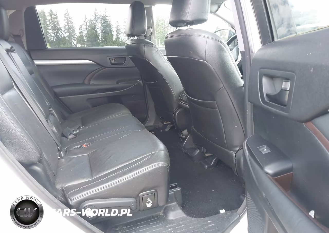 2015 Toyota Highlander Le Plus V6 VIN:5TDBKRFH2FS138181 - 8