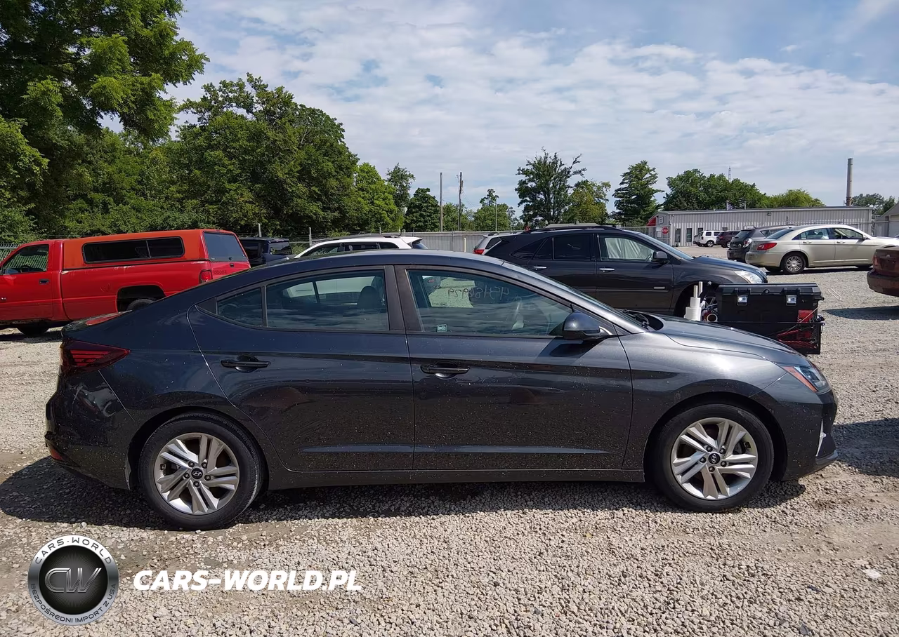 2020 Hyundai Elantra Sel VIN:5NPD84LF5LH566776 - 13