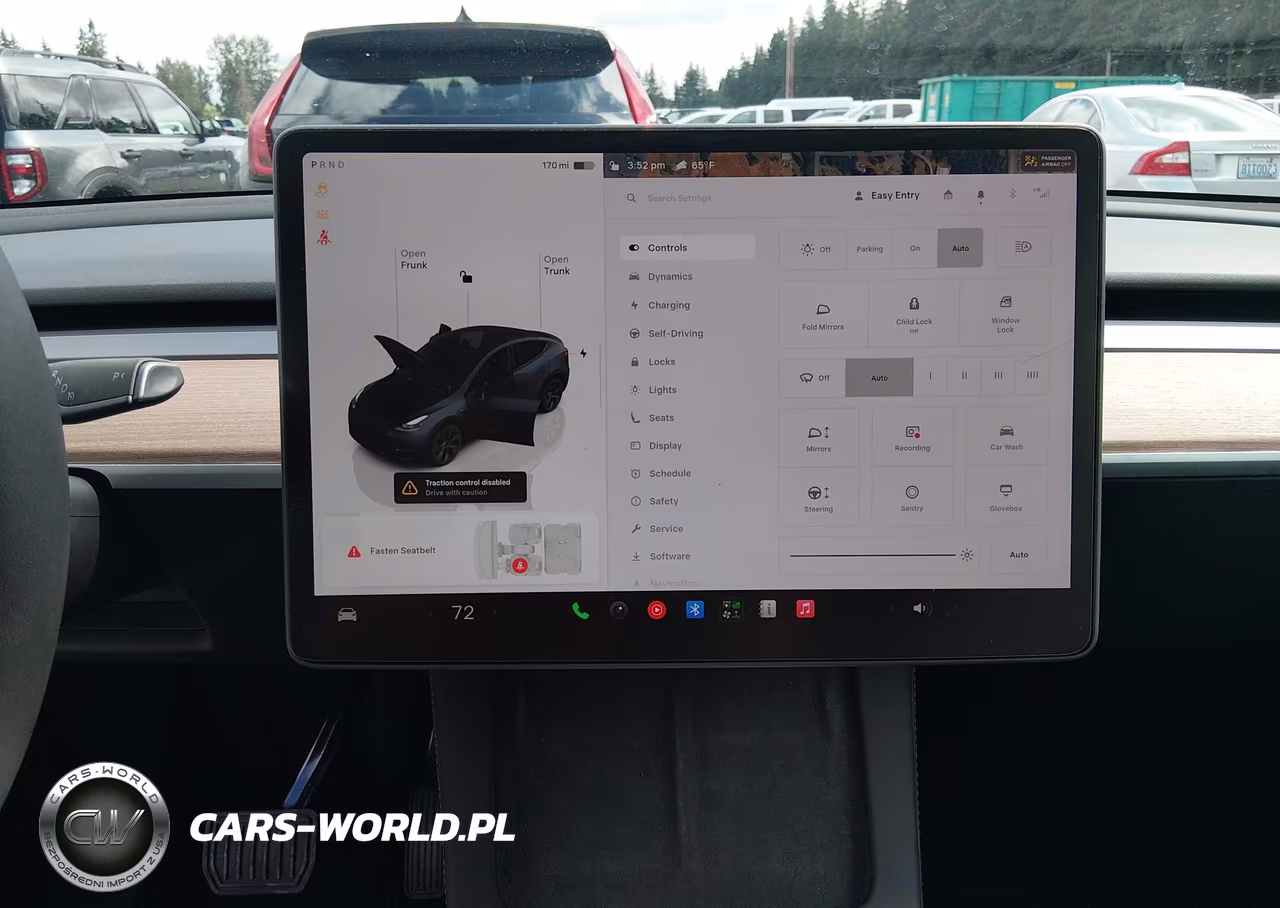 2025 Tesla Model Y Long Range Dual Motor Rear-Wheel Drive VIN:7SAYGDED0SF313297 - 19