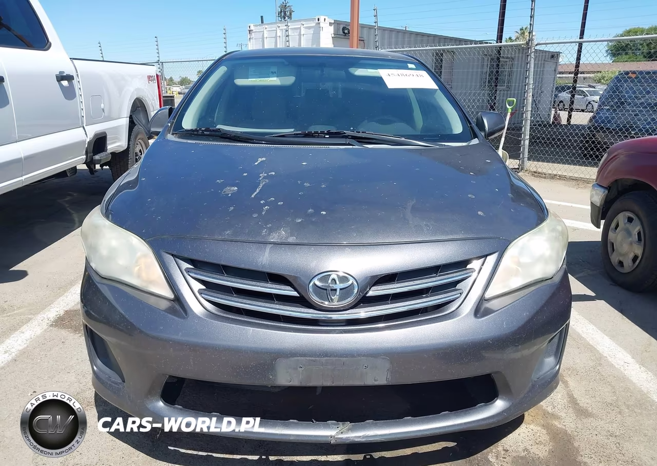 2013 Toyota Corolla Le VIN:5YFBU4EE7DP100164 - 12