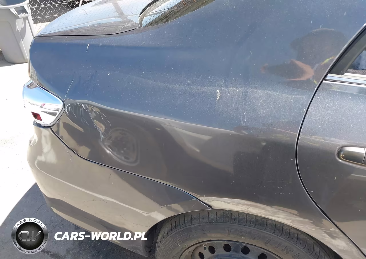 2013 Toyota Corolla Le VIN:5YFBU4EE7DP100164 - 17