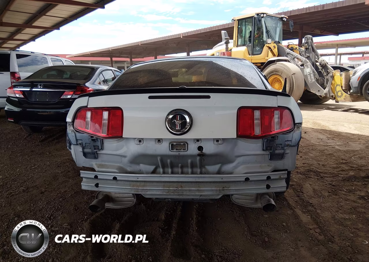 2011 Ford Mustang V6-V6 Premium VIN:1ZVBP8AM7B5103813 - 16
