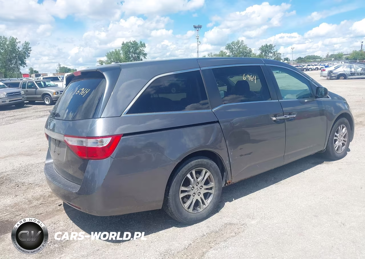 2011 Honda Odyssey Ex-L VIN:5FNRL5H62BB060953 - 4