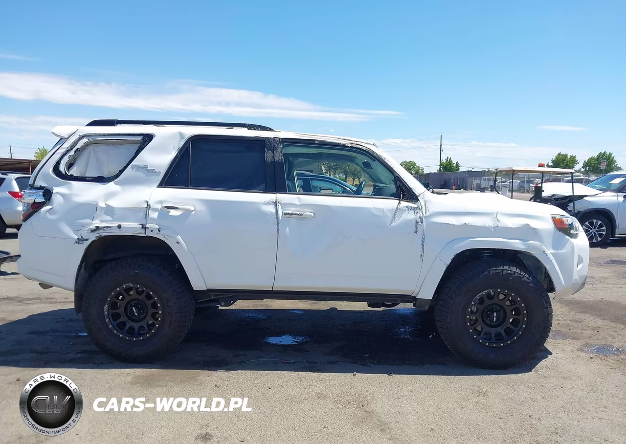 2020 Toyota 4Runner Trd Off Road Premium VIN:JTEBU5JR2L5803466 - 13