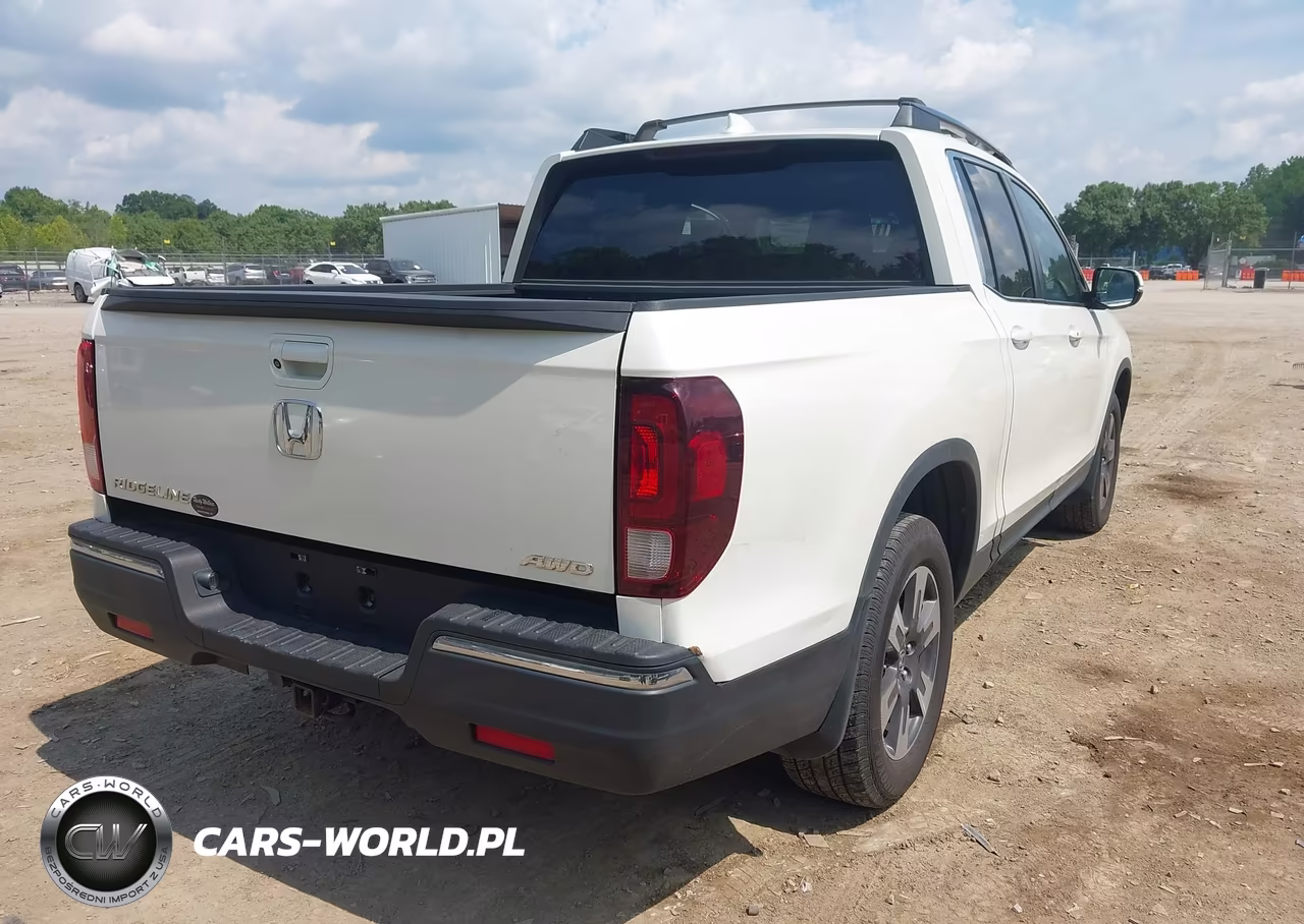 2017 Honda Ridgeline Rtl VIN:5FPYK3F54HB036859 - 4
