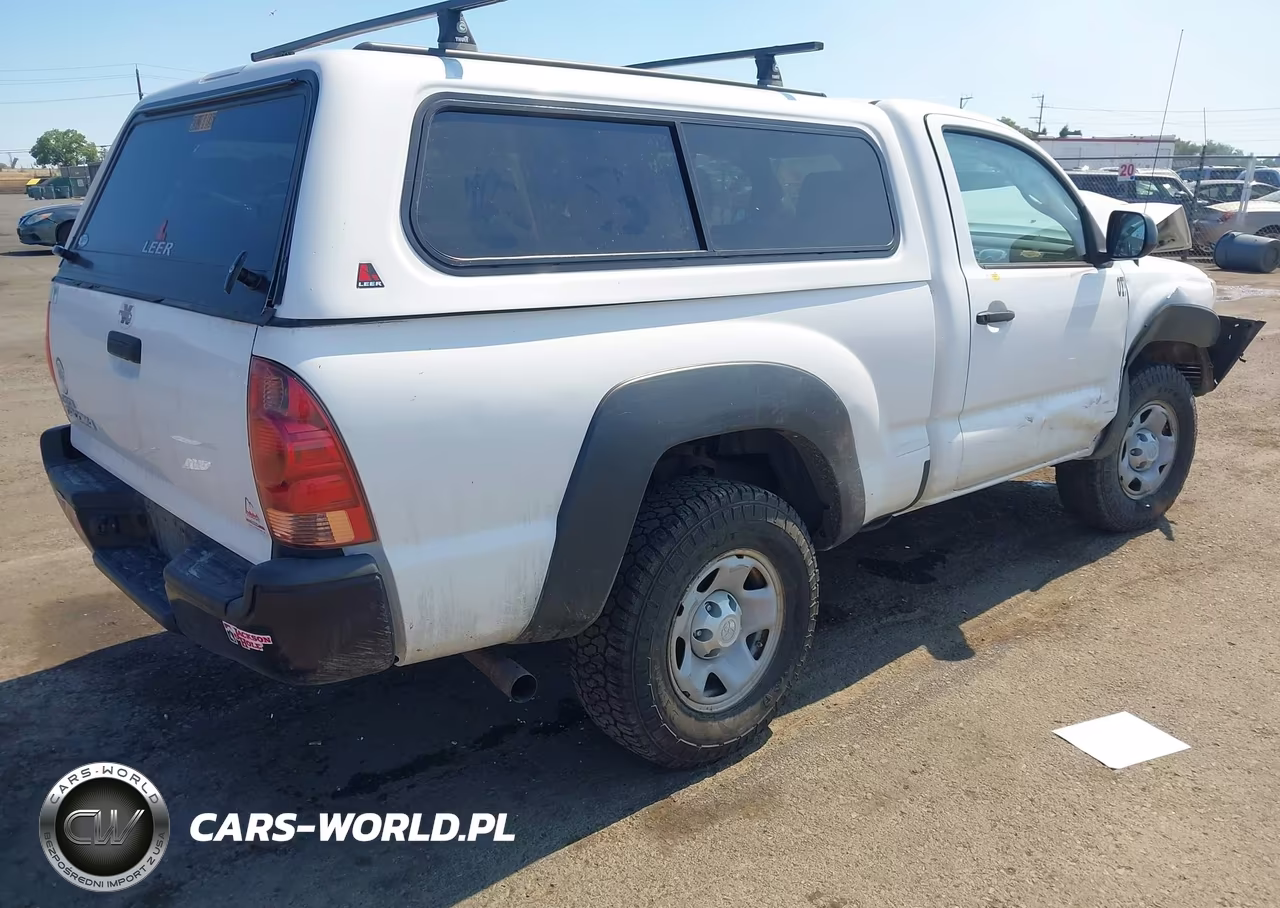 2014 Toyota Tacoma VIN:5TFPX4EN6EX020189 - 4
