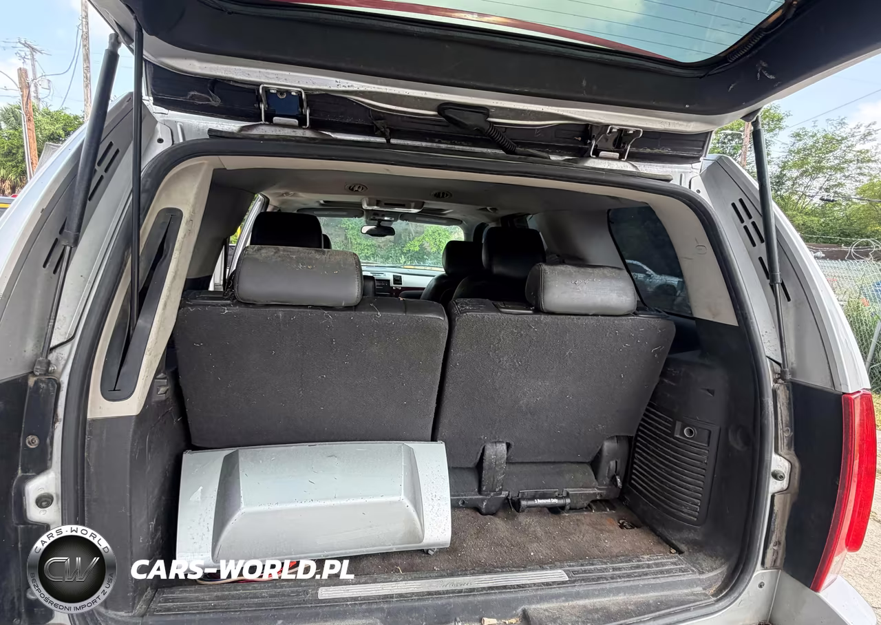 2011 Cadillac Escalade Premium VIN:1GYS4CEF3BR244701 - 12
