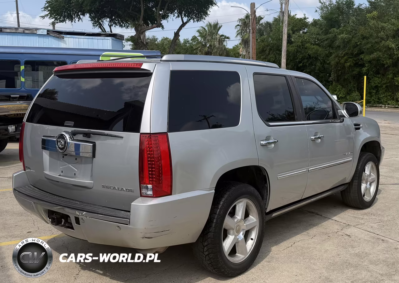 2011 Cadillac Escalade Premium VIN:1GYS4CEF3BR244701 - 4