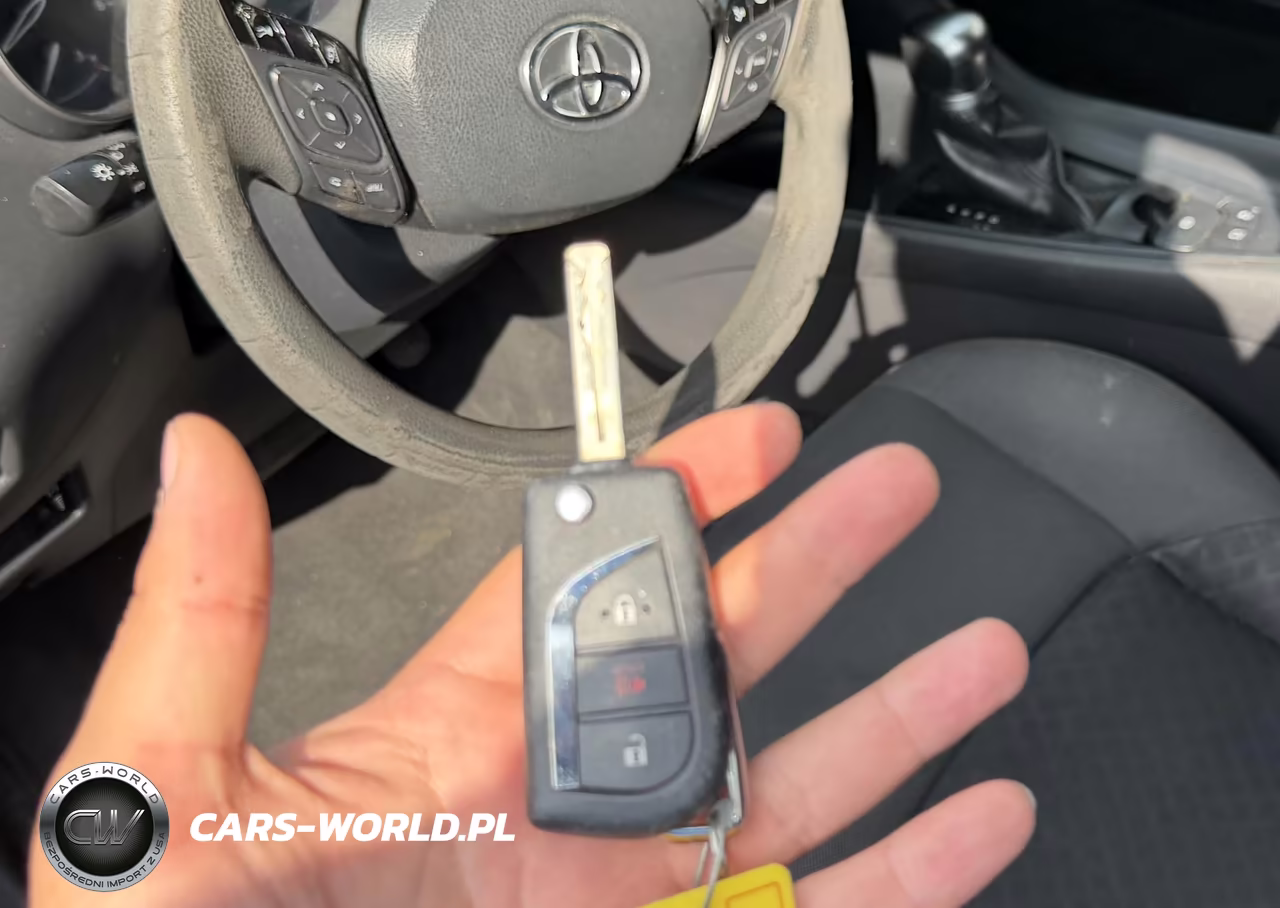 2020 Toyota C-Hr Le VIN:JTNKHMBX7L1071466 - 11