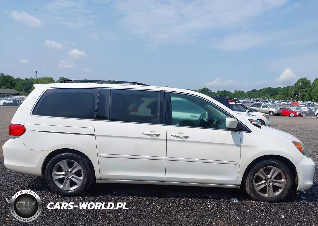 2010 Honda Odyssey Touring VIN:5FNRL3H9XAB055450 - 14