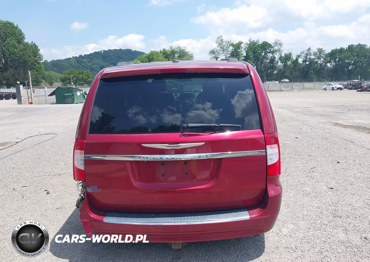 2011 Chrysler Town & Country Touring VIN:2A4RR5DG1BR682083 - 17
