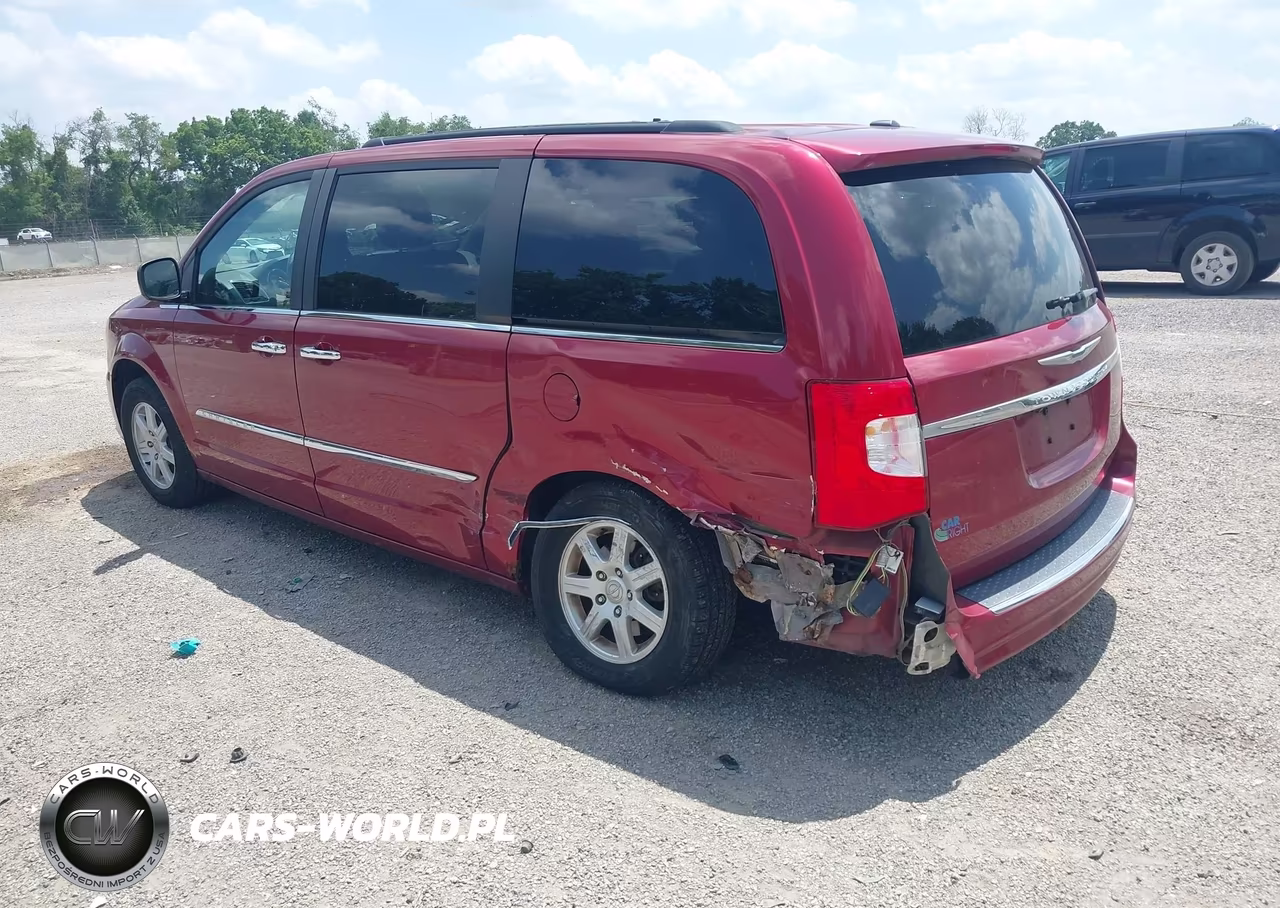 2011 Chrysler Town & Country Touring VIN:2A4RR5DG1BR682083 - 3