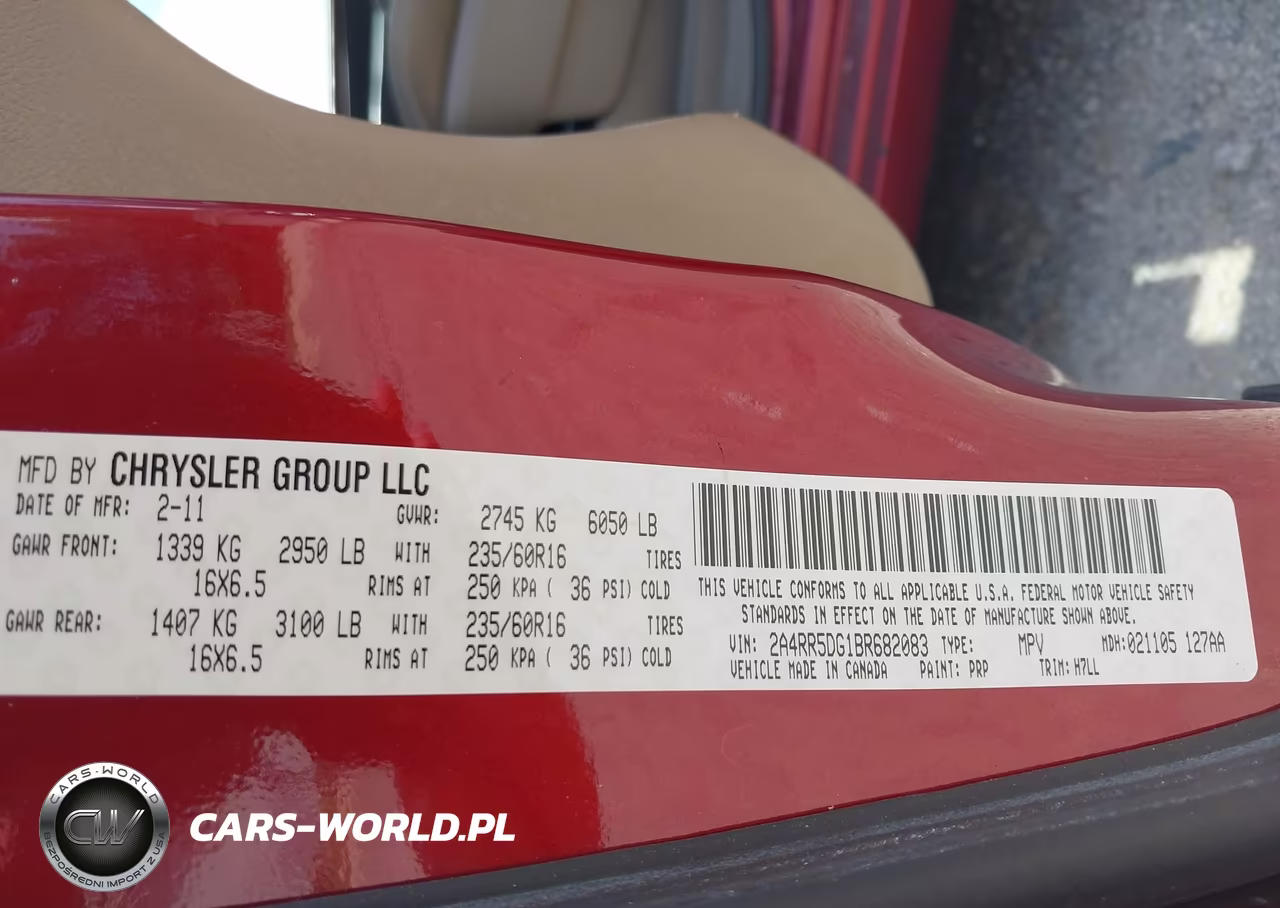 2011 Chrysler Town & Country Touring VIN:2A4RR5DG1BR682083 - 9