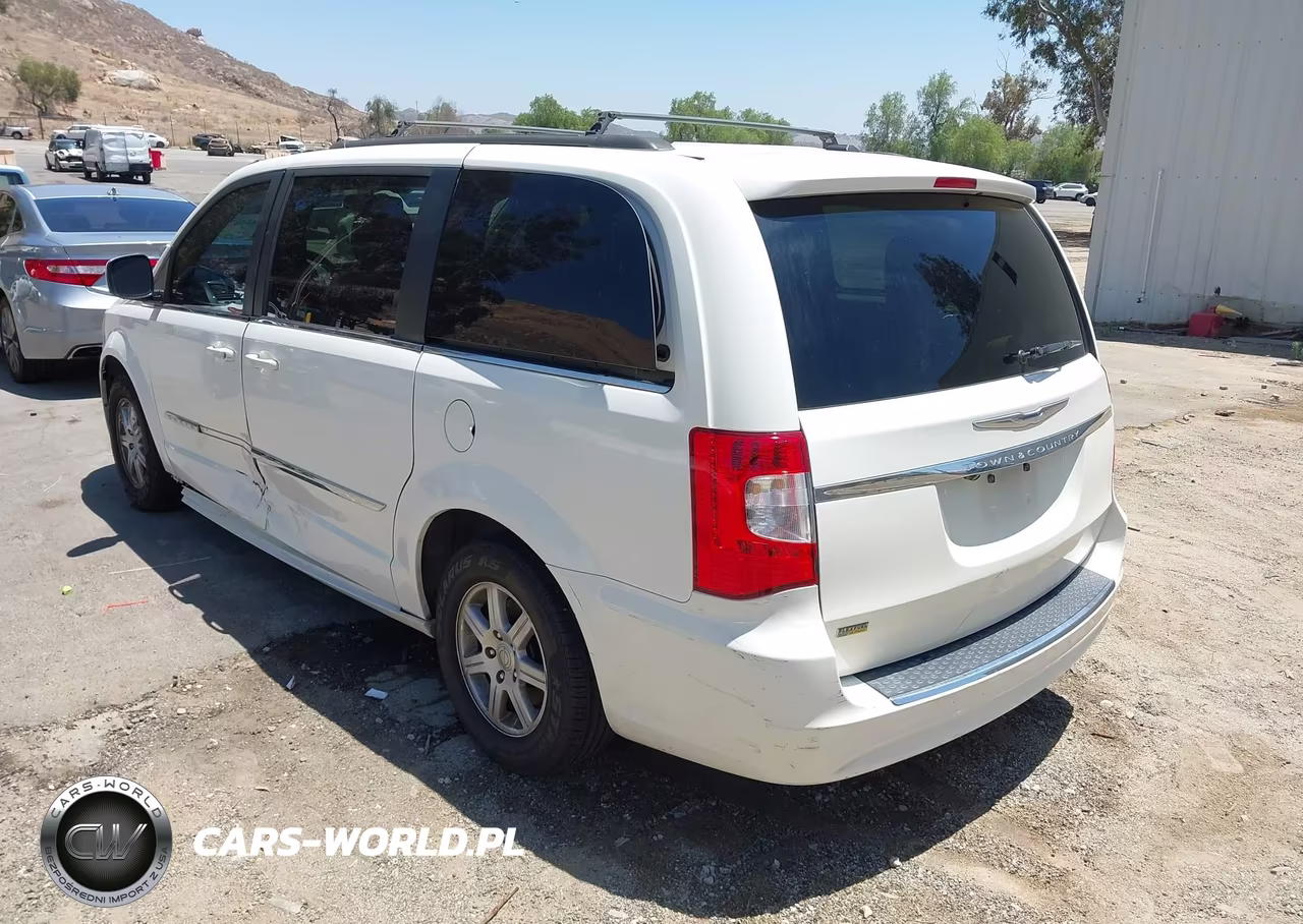 2012 Chrysler Town & Country Touring VIN:2C4RC1BG5CR320424 - 3