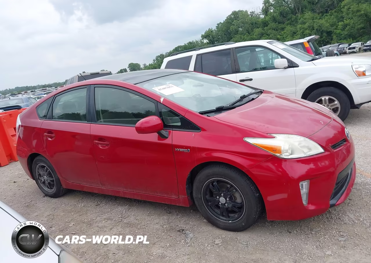 2014 Toyota Prius Three VIN:JTDKN3DU8E1817064 - 13