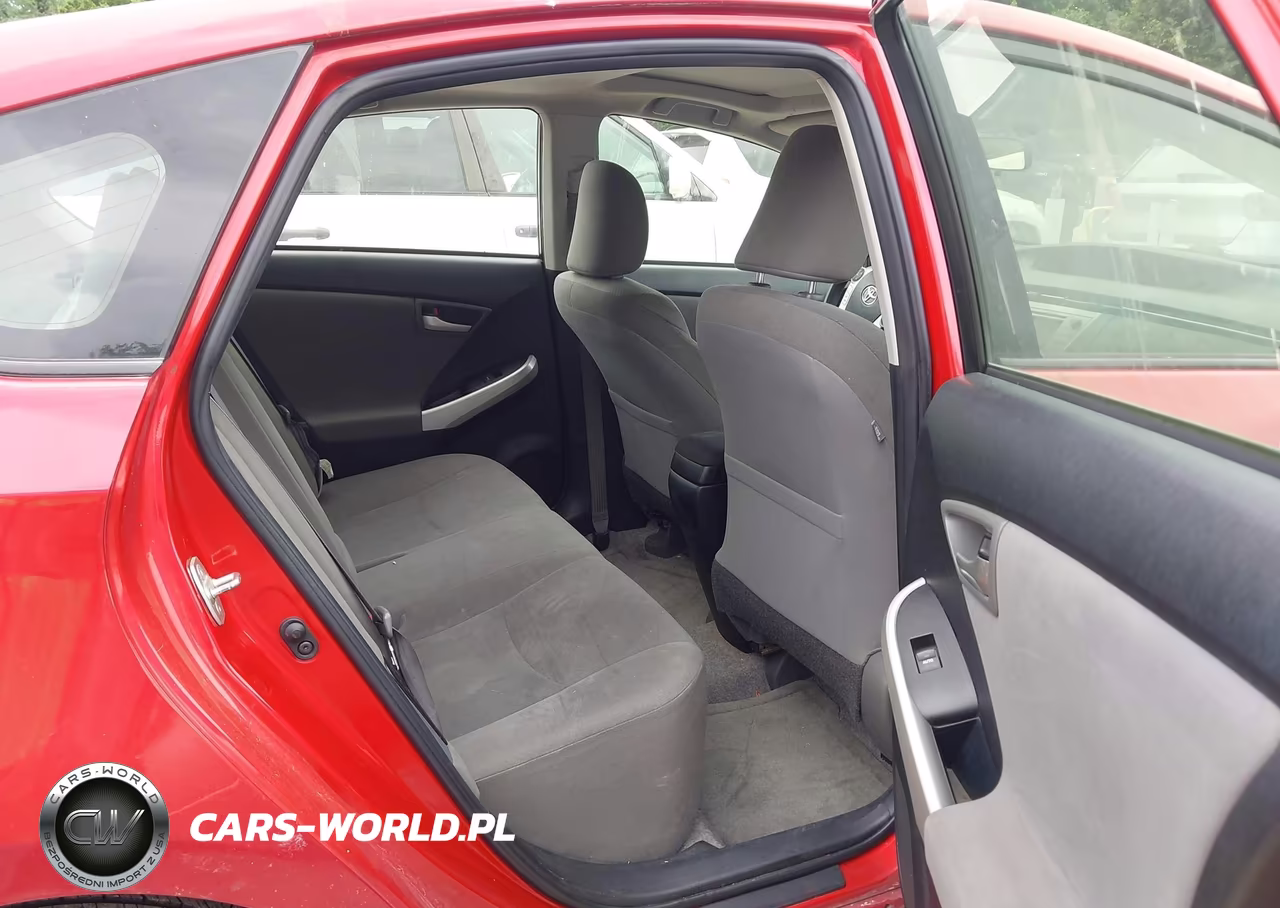 2014 Toyota Prius Three VIN:JTDKN3DU8E1817064 - 8