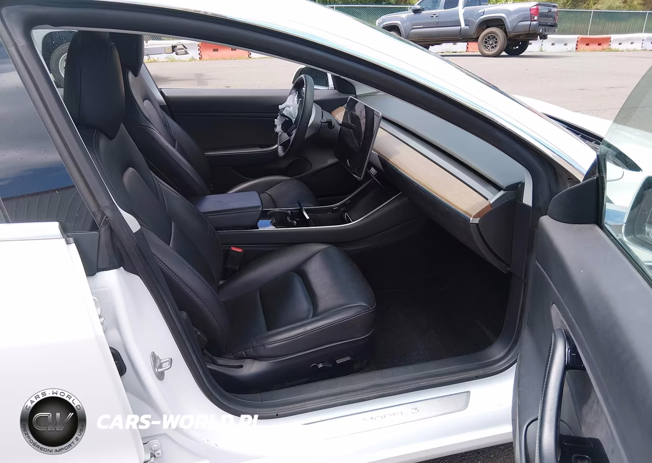 2019 Tesla Model 3 VIN:5YJ3E1EA2KF472596 - 5