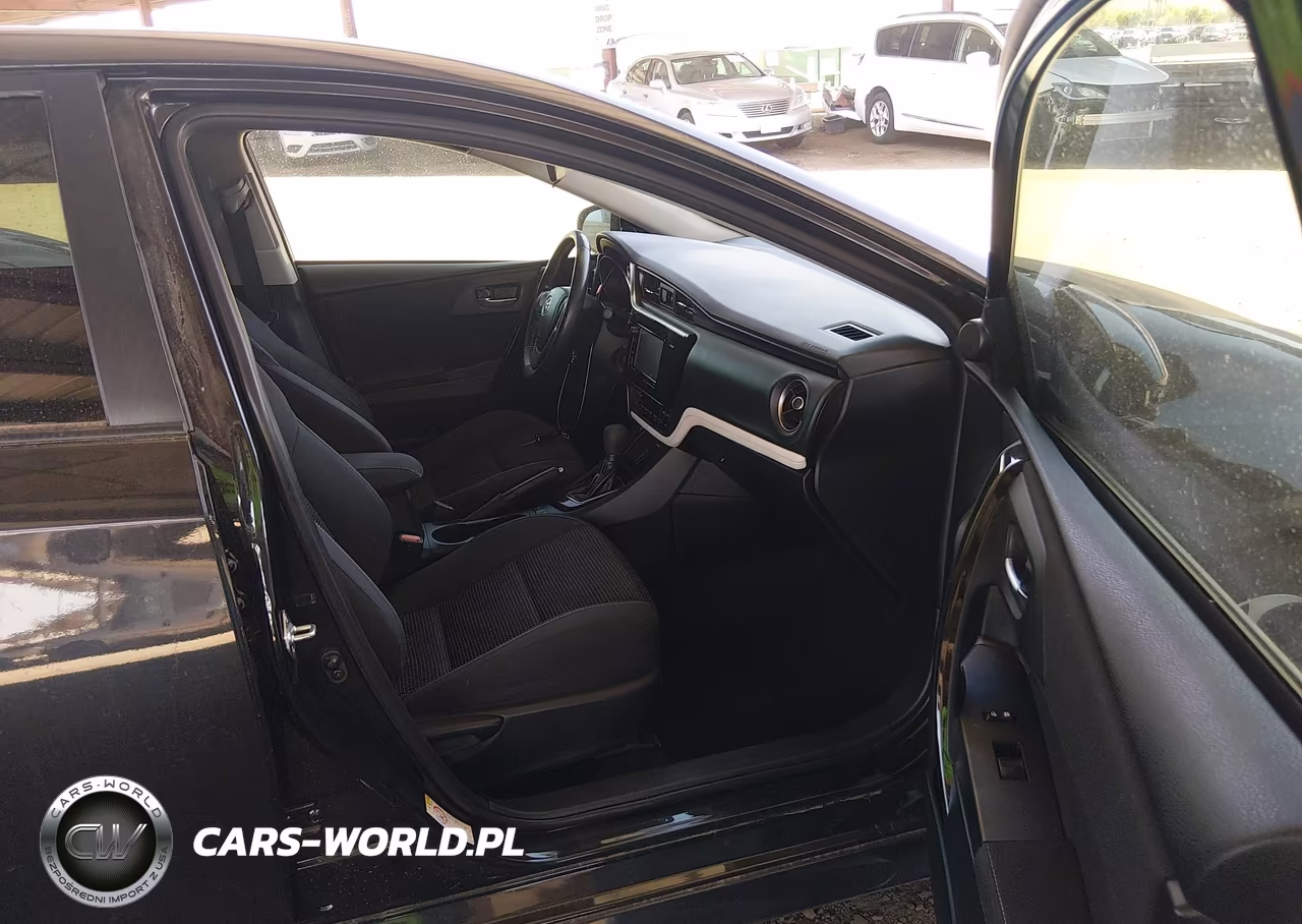 2018 Toyota Corolla Im VIN:JTNKARJE7JJ573103 - 5