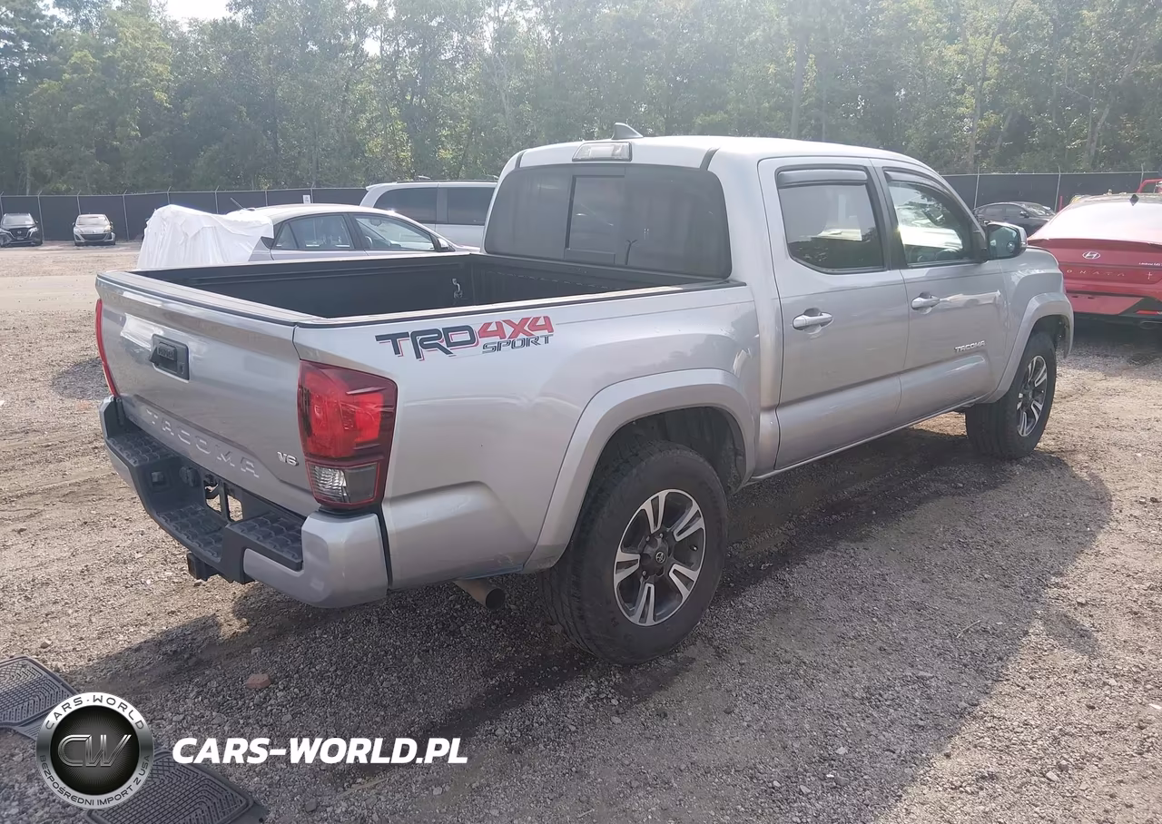 2019 Toyota Tacoma Trd Sport VIN:3TMCZ5AN4KM213334 - 4