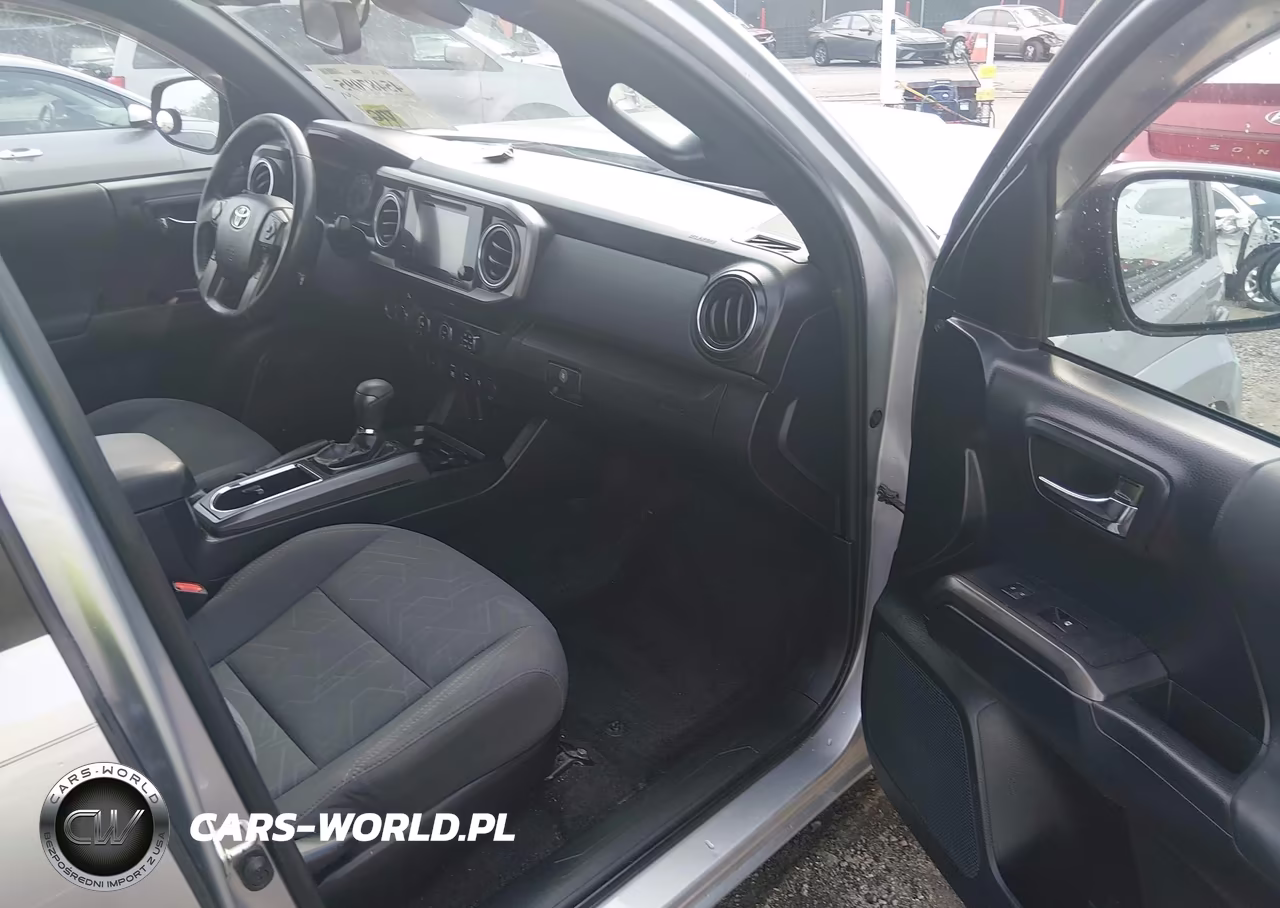 2019 Toyota Tacoma Trd Sport VIN:3TMCZ5AN4KM213334 - 5