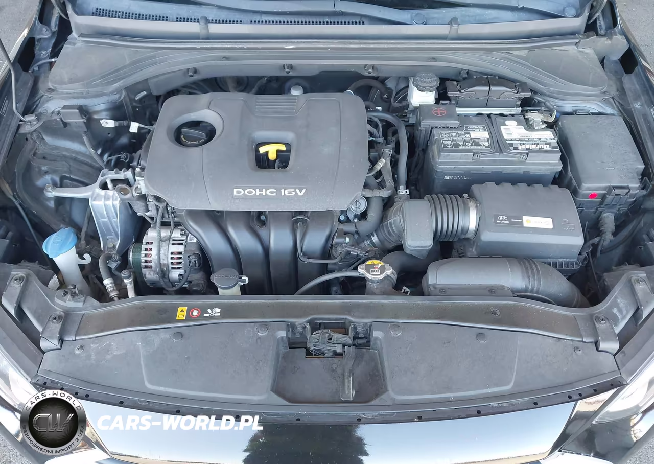 2018 Hyundai Elantra Sel VIN:5NPD84LF5JH311154 - 10