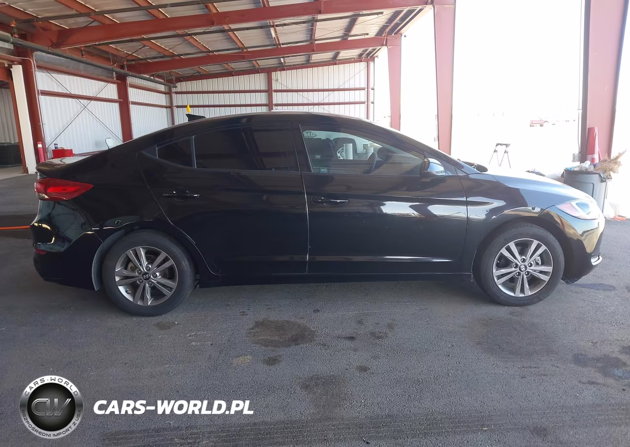 2018 Hyundai Elantra Sel VIN:5NPD84LF5JH311154 - 13